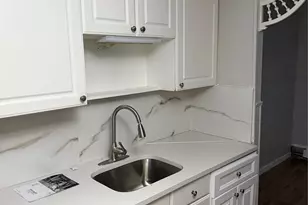 18 Leach St, Lynbrook, NY 11563 - Photo 7