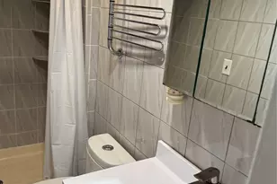 18 Leach St, Lynbrook, NY 11563 - Photo 9