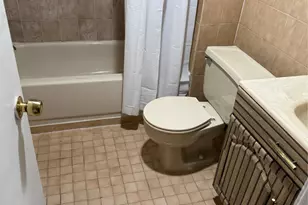 18 Leach St, Lynbrook, NY 11563 - Photo 13