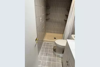 18 Leach Street, Lynbrook, NY 11563 - Photo 11