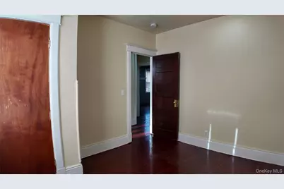 8 Morris Crescent #2, Yonkers, NY 10705 - Photo 9