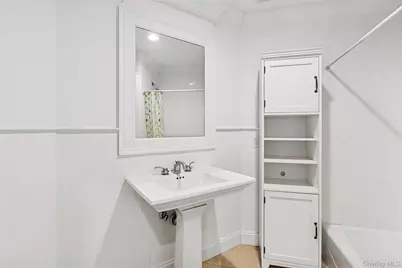 122 Beach Road, Westhampton Beach, NY 11978 - Photo 15