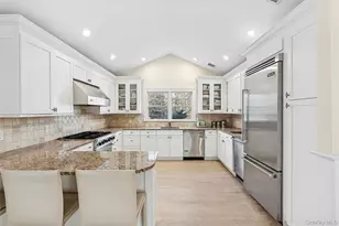 122 Beach Rd, Westhampton Beach, NY 11978 - Photo 5