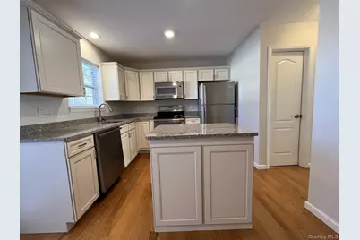 126 Elmcrest Drive, Fishkill, NY 12524 - Photo 9