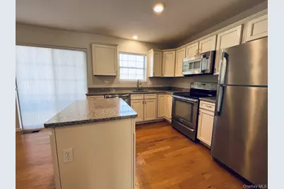 126 Elmcrest Drive, Fishkill, NY 12524 - Photo 11