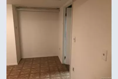 4005 Worthmor Drive, Seaford, NY 11783 - Photo 9