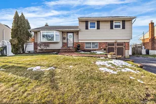 44 Colony Ln, Syosset, NY 11791 - Photo 39