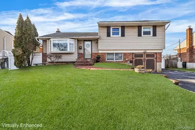 44 Colony Lane, Syosset, NY 11791 - Photo 1