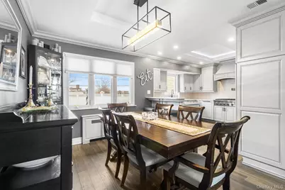 44 Colony Lane, Syosset, NY 11791 - Photo 7