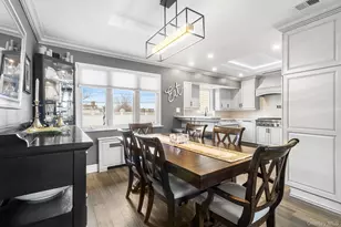 44 Colony Ln, Syosset, NY 11791 - Photo 7