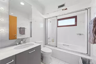 2829 Frankel Blvd, Merrick, NY 11566 - Photo 21