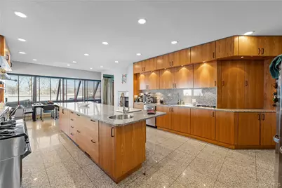 2829 Frankel Boulevard, Merrick, NY 11566 - Photo 11