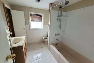 60-38 78th Ave, Glendale, NY 11385 - Photo 13