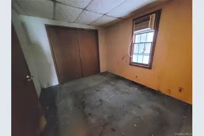 60-38 78th Avenue, Glendale, NY 11385 - Photo 5