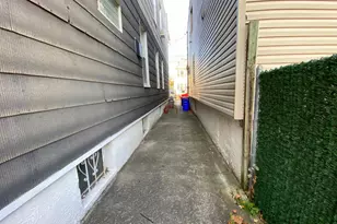 60-38 78th Ave, Glendale, NY 11385 - Photo 15