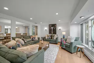 2 Joan Ct, Woodbury, NY 11797 - Photo 5