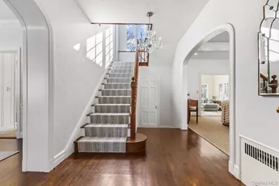 257 Barnard Road, Larchmont, NY 10538 - Photo 3