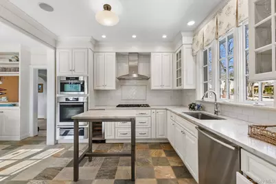 257 Barnard Road, Larchmont, NY 10538 - Photo 13