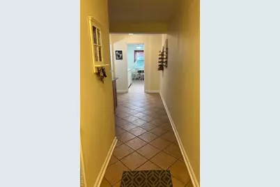 450 Pelham Road #1B, New Rochelle, NY 10805 - Photo 11