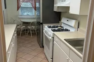 450 Pelham Rd, New Rochelle, NY 10805 - Photo 9