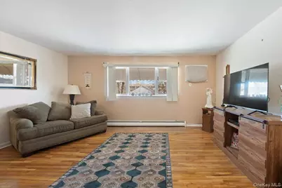 2536 Tiemann Avenue, Bronx, NY 10469 - Photo 3