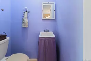 2536 Tiemann Ave, Bronx, NY 10469 - Photo 11