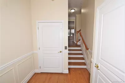 21 Virginia Pine #21, Bay Shore, NY 11706 - Photo 11