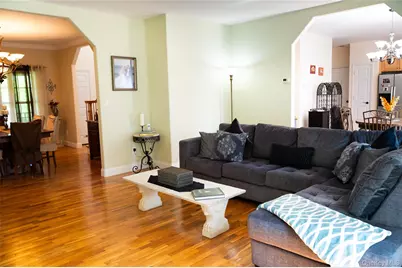 7 Victorian Court, Milton, NY 12547 - Photo 9