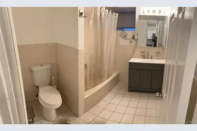 101 Sterling Avenue, Yonkers, NY 10704 - Photo 9