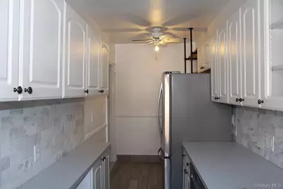 811 Bronx River Road #5A, Yonkers, NY 10708 - Photo 3