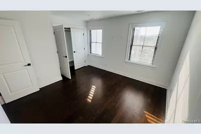 38 Elmwood Avenue, West Harrison, NY 10604 - Photo 11