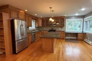 1926 Midlane Rd, Syosset, NY 11791 - Photo 21