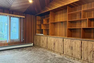 1926 Midlane Rd, Syosset, NY 11791 - Photo 13