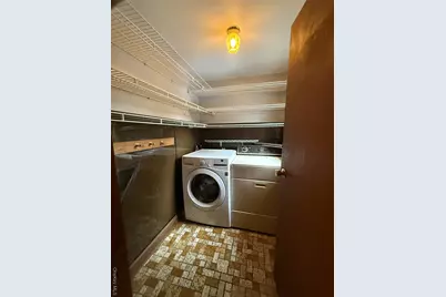 1926 Midlane Road, Syosset, NY 11791 - Photo 19