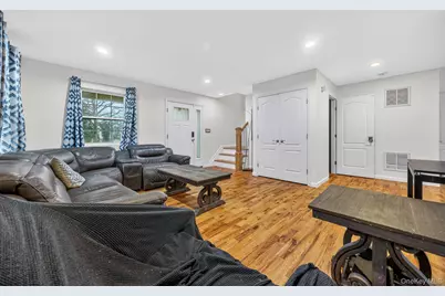 1878 Lake Drive W, Baldwin, NY 11510 - Photo 7