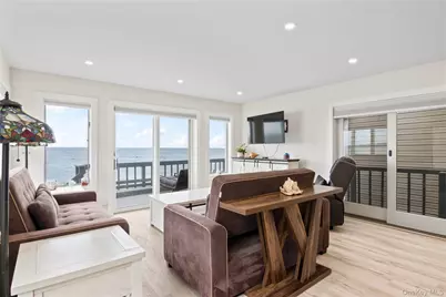 19 Pine Lane, Bayville, NY 11709 - Photo 5