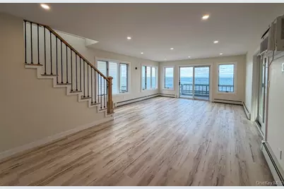 19 Pine Lane, Bayville, NY 11709 - Photo 15