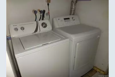 2 Hollow Street, Bellport, NY 11713 - Photo 23