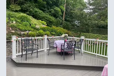 145 Shore Road, Manhasset, NY 11030 - Photo 25