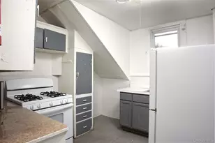 119 Chambers St, Newburgh, NY 12550 - Photo 3