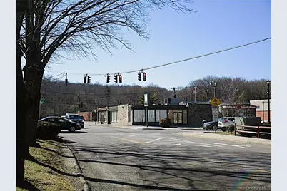 1952 Commerce Street, Yorktown Heights, NY 10598 - Photo 7