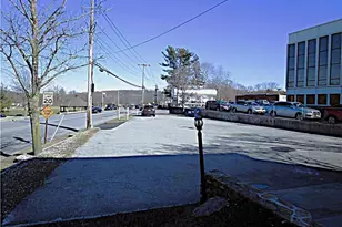 1952 Commerce St, Yorktown Heights, NY 10598 - Photo 5