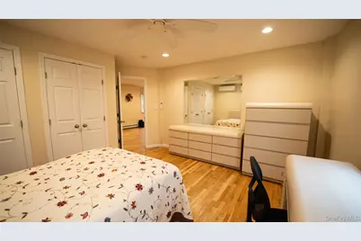 15 Westminister Lane, West Islip, NY 11795 - Photo 11