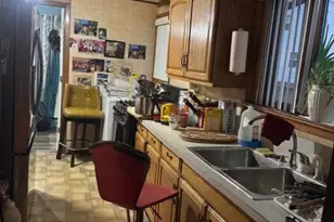 11 Hatcher Ct, Amityville, NY 11701 - Photo 5