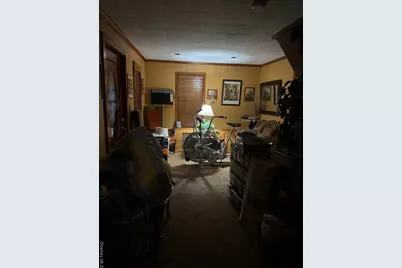 11 Hatcher Court, Amityville, NY 11701 - Photo 9