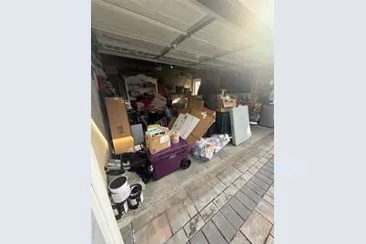 7843 84th Street, Glendale, NY 11385 - Photo 17