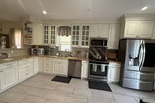 78-43 84th St, Glendale, NY 11385 - Photo 13