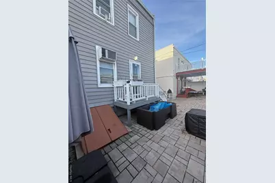 7843 84th Street, Glendale, NY 11385 - Photo 19