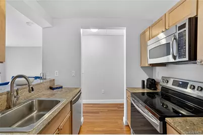 543 Main Street #502, New Rochelle, NY 10601 - Photo 7