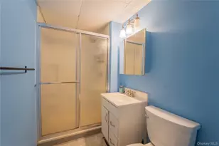 6 Oxford St, Islip, NY 11751 - Photo 13